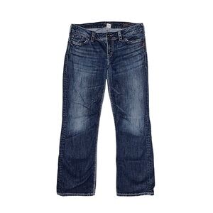 SILVER Women's Dark Wash Cropped Jeans Santarini 32 Inch Waist